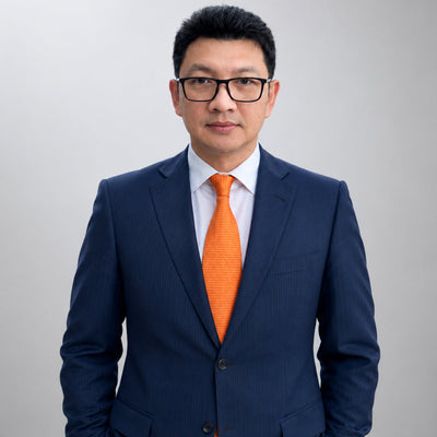 Chatchai W